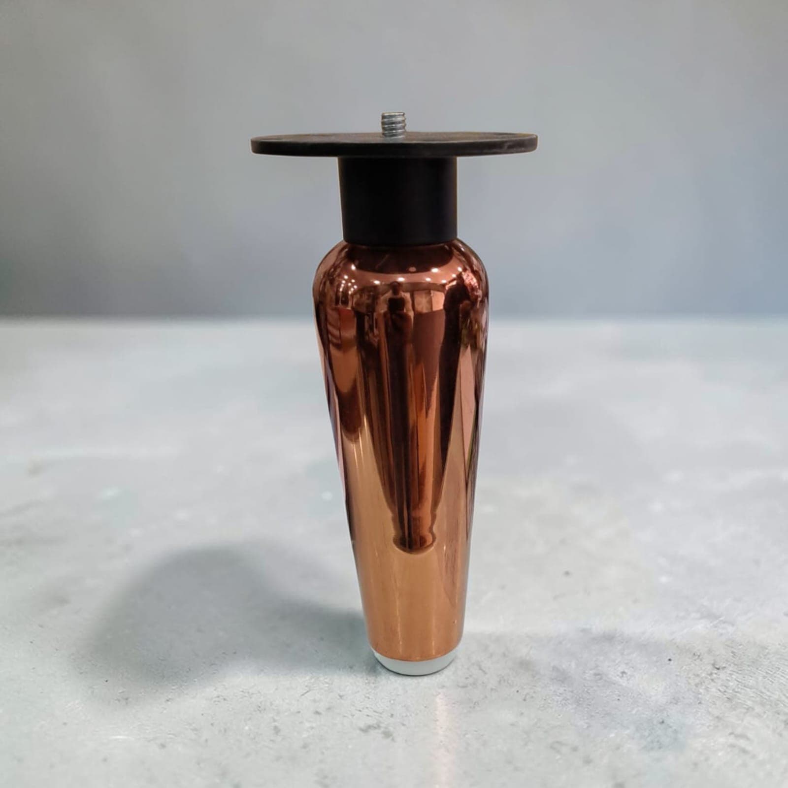 Gelests (089-RK 6 inch) Tapered Sofa Leg – Rose Gold